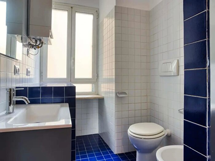 Appartamento monolocale in affitto in Via Acaia, Roma