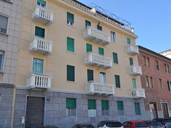 Appartamento bilocale in affitto in Via Caccialepori, San Siro, Milano