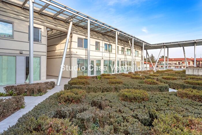 Appartamento quadrilocale in vendita in Via Papa Giovanni XXIII, Verdello