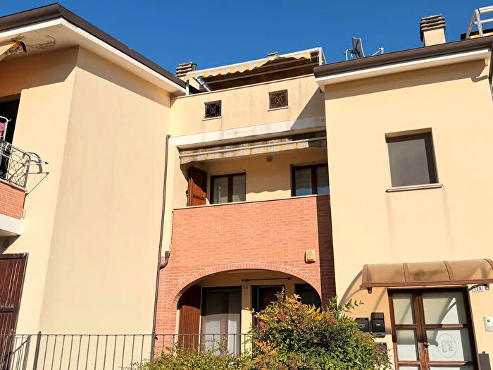 Appartamento trilocale in vendita in Via San Bartolo, Santarcangelo Di Romagna