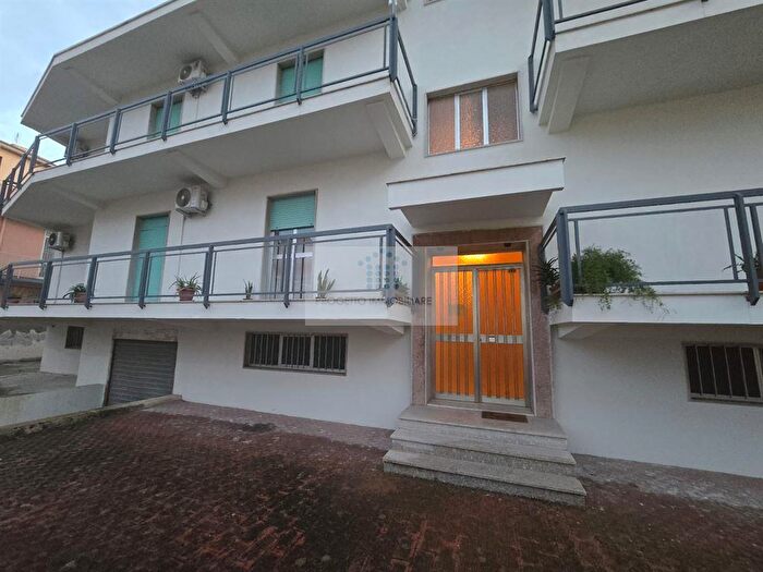 Appartamento quadrilocale in vendita in Via Italia, Siracusa