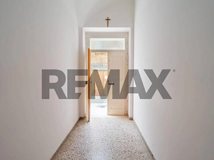 Casa con 8 locali in vendita in Via Solferino, Cupello