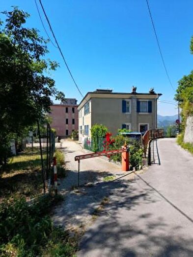Appartamento con 5 locali in vendita in Via alla Costa di Teglia, Genova