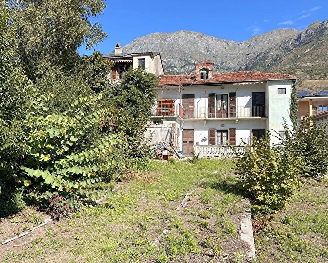 Casa con 5 locali in vendita in Via Guglielmo Marconi, Bussoleno