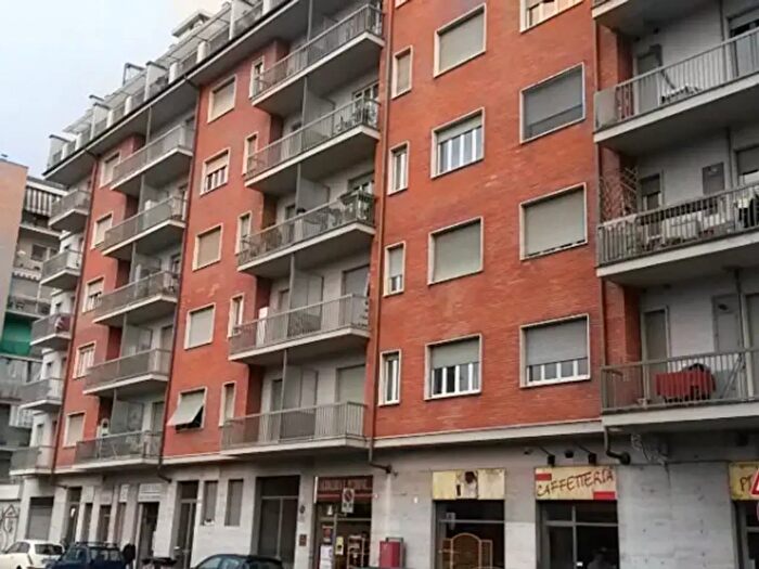 Appartamento bilocale in vendita in Via Giuseppe Massari, Torino