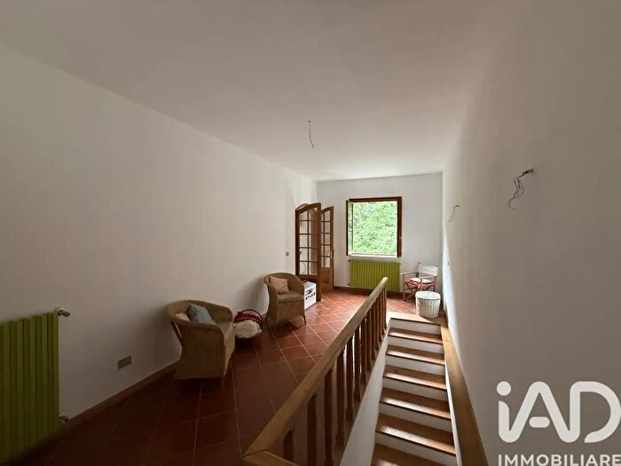 Appartamento con 8 locali in vendita in Via Mendatica, Cosio d'Arroscia