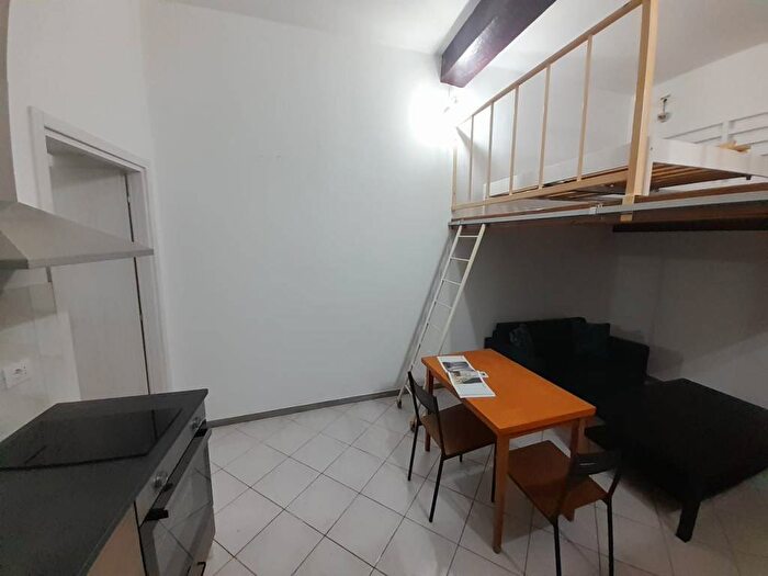 Appartamento monolocale in affitto in Via Roma, Piazzale Milano Stazione, Piacenza