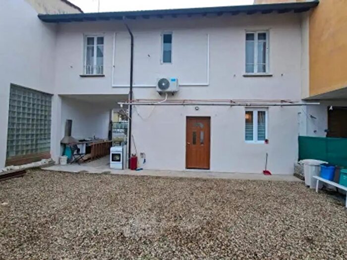 Casa quadrilocale in vendita in Via Guglielmo Marconi, Borgo San Siro