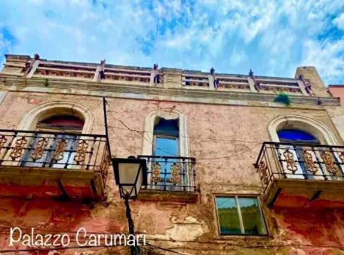 Appartamento trilocale in vendita in Via Roma, Irsina