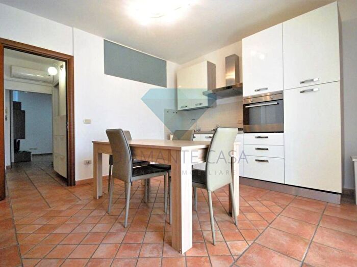 Appartamento bilocale in affitto in Piazza Camillo Benso di Cavour, Borgo, Catania