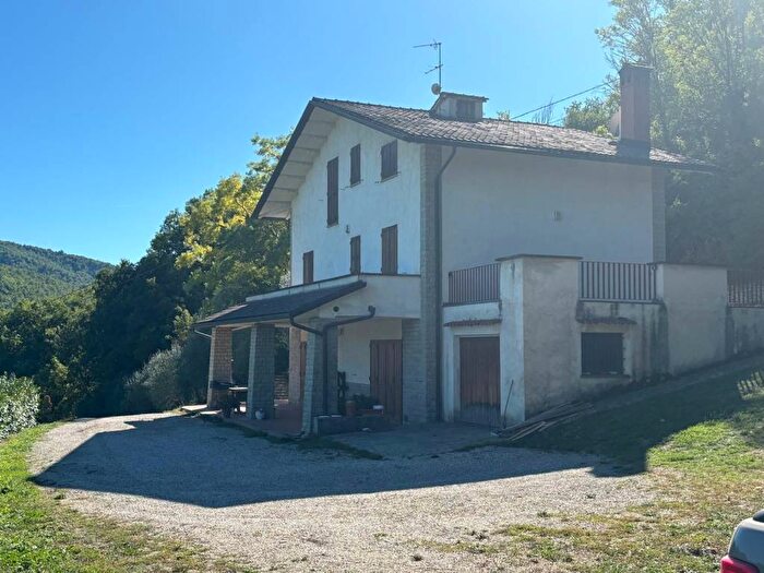 Casa con 6 locali in affitto in Città di Castello
