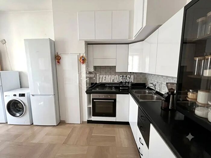 Appartamento quadrilocale in vendita in Via Destra Canale Molinetto, Ravenna