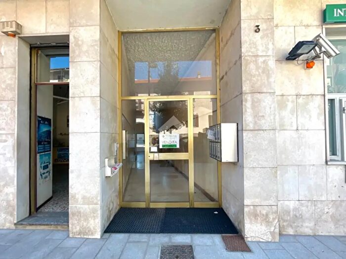 Appartamento quadrilocale in vendita in Via Roma, Grignasco