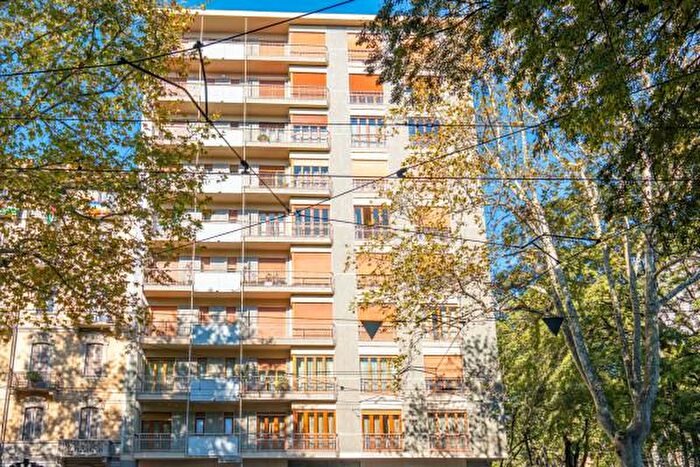 Appartamento con 6 locali in vendita in Corso Duca degli Abruzzi, Torino