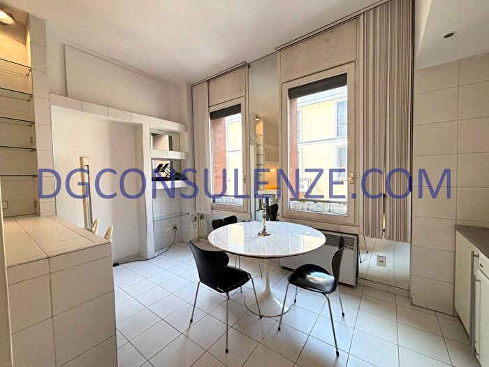 Appartamento monolocale in affitto in Piazza San Marco, Brera, Milano