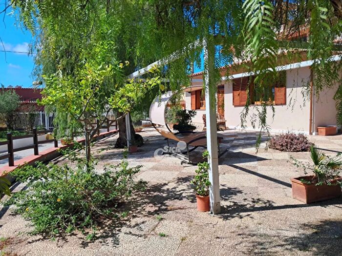 Casa con 5 locali in affitto in Marsala