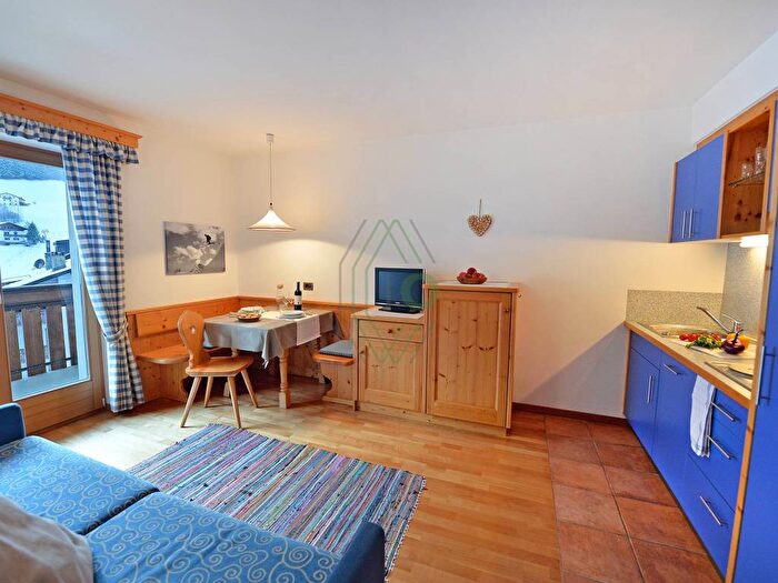 Appartamento bilocale in affitto in Via Rezia, Ortisei