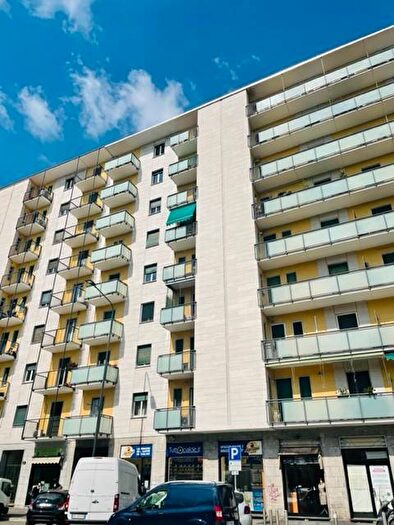 Appartamento trilocale in affitto in Piazzale Siena, Milano
