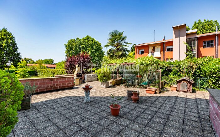 Appartamento trilocale in vendita in Via Andezeno, Torino