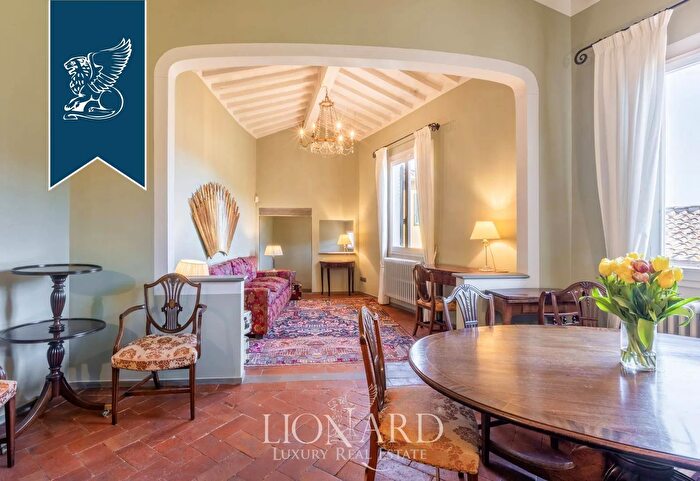 Appartamento trilocale in vendita in Firenze