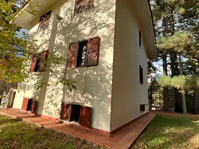 Appartamento con 5 locali in vendita in Località Racise, Taverna