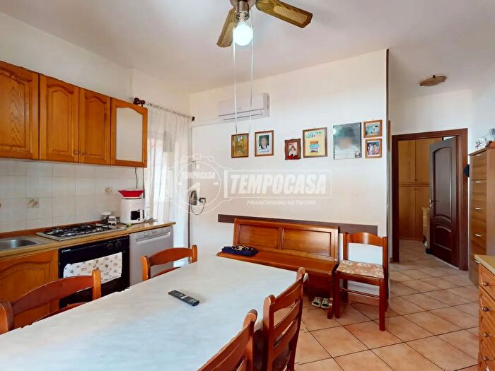 Appartamento quadrilocale in vendita in Via Alessandro Manzoni, Carpi