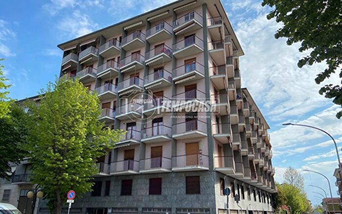 Appartamento quadrilocale in vendita in Viale Barbaroux, Carmagnola