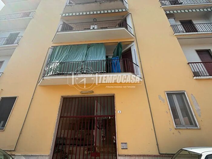 Appartamento bilocale in vendita in Via Milano, Cassolnovo