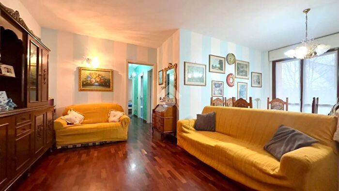 Appartamento trilocale in vendita in Strada Viola, Tortona