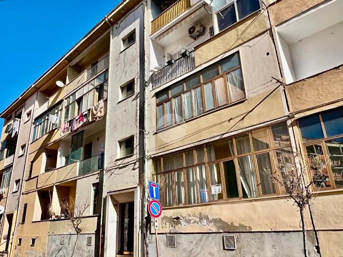 Appartamento con 5 locali in vendita in Via Francesco Valentini, Cosenza