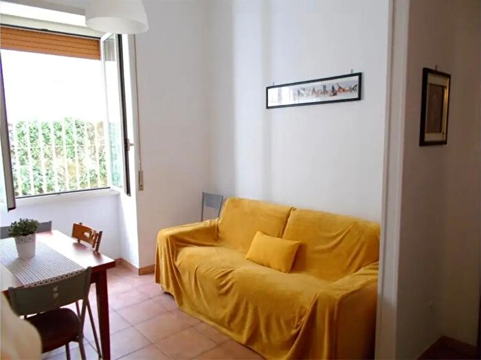 Appartamento bilocale in vendita in Via Lago di Lesina, Roma