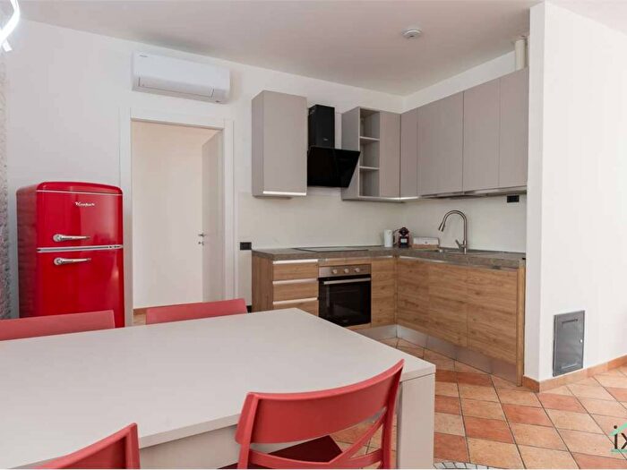 Appartamento quadrilocale in affitto in via vetera, Centro, Varese