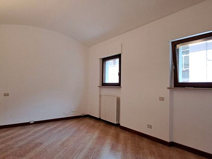 Appartamento bilocale in affitto in Via Giovanni Acerbi, Centro, Mantova