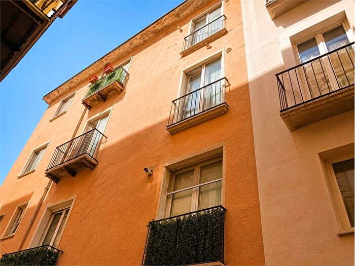 Appartamento con 5 locali in affitto in Via Alfonso De Blasio, Centro Storico, Benevento