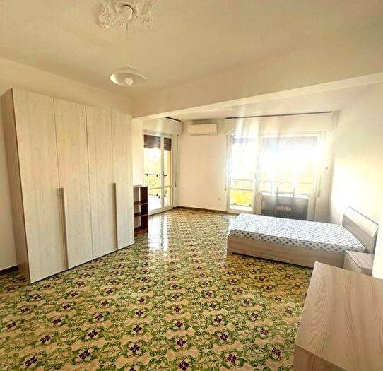 Casa con 5 locali in affitto in Viale Trento, Luna e Sole Prunizzedda, Sassari