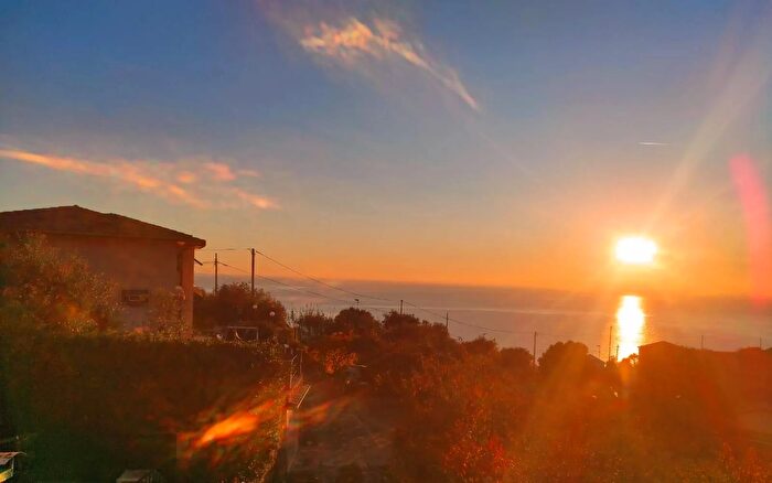 Casa trilocale in vendita in Via Pastene Recco, Recco