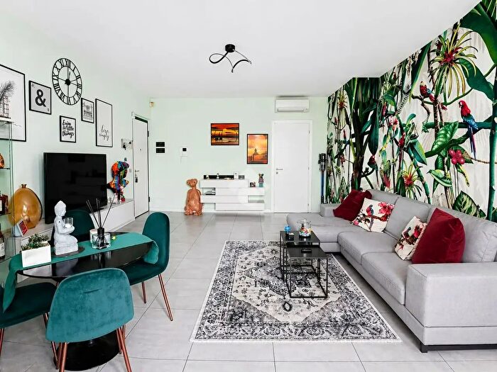 Appartamento trilocale in vendita in Piazza Luigi Buffoli, Brescia