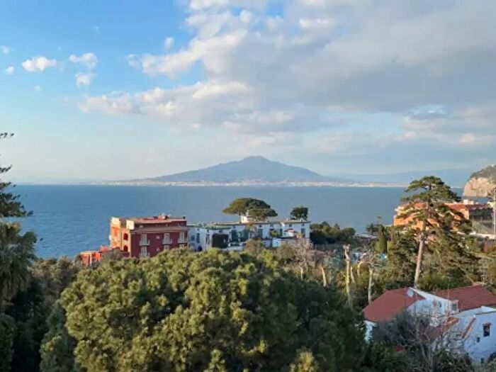 Appartamento con 5 locali in vendita in Sorrento