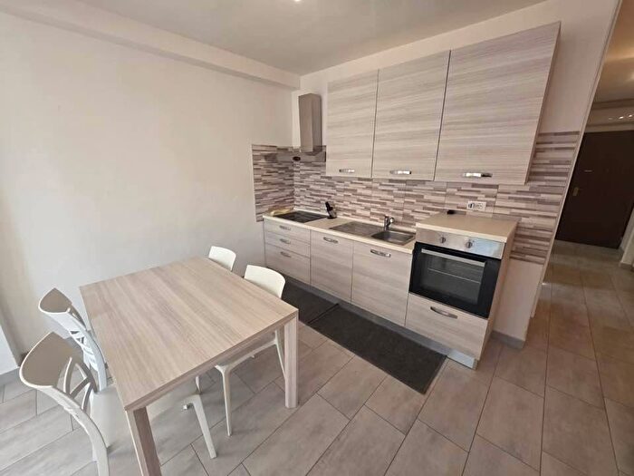 Appartamento trilocale in affitto in Viale Giovanni Pascoli, Lido degli Estensi, Comacchio