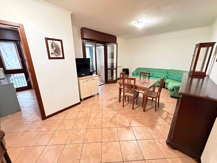 Appartamento trilocale in affitto in Via Corrado Mantoni, Porta di Roma, Roma