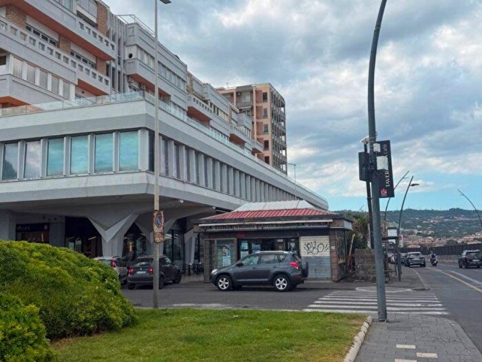 Appartamento bilocale in affitto in Piazza Nettuno, Rotolo, Catania