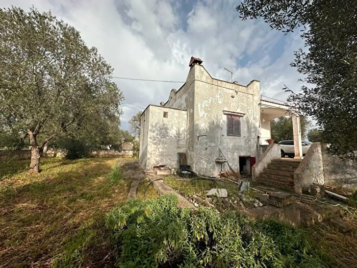 Casa quadrilocale in vendita in Strada Provinciale, Ostuni