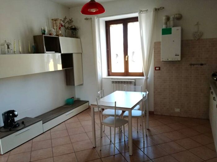 Appartamento trilocale in affitto in Via Francesco Ardizzone, Palazzo Petrignano, Assisi