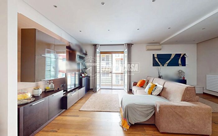 Appartamento trilocale in vendita in Via Giuseppe De Ninno, Bari