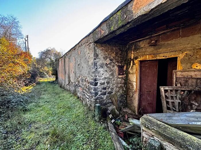 Casa con 8 locali in vendita in Traversa del Pero, Bracciano