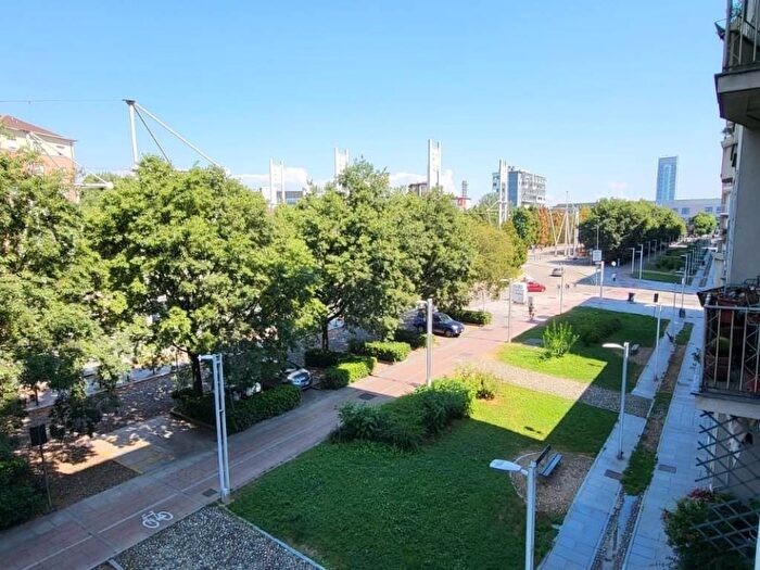 Appartamento quadrilocale in affitto in Corso MEDITERRANEO, Crocetta, Torino