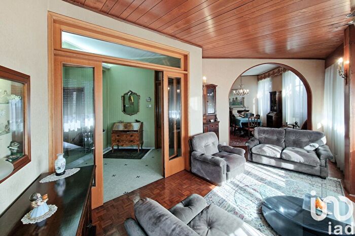 Appartamento con 12 locali in vendita in Via Trieste, Montegranaro