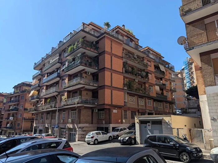 Appartamento bilocale in affitto in Via Nadina Helbigh, Roma