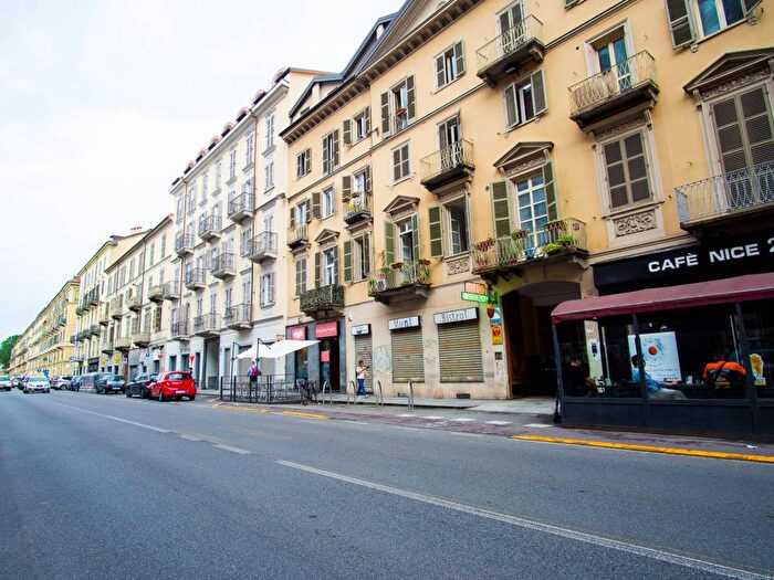 Appartamento monolocale in affitto in Via Nizza, San Salvario Baretti, Torino