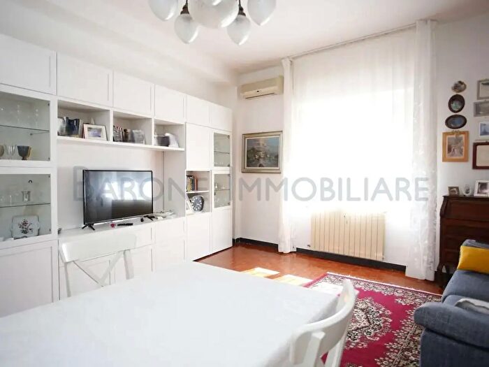 Appartamento quadrilocale in vendita in Via Molina, Carrara